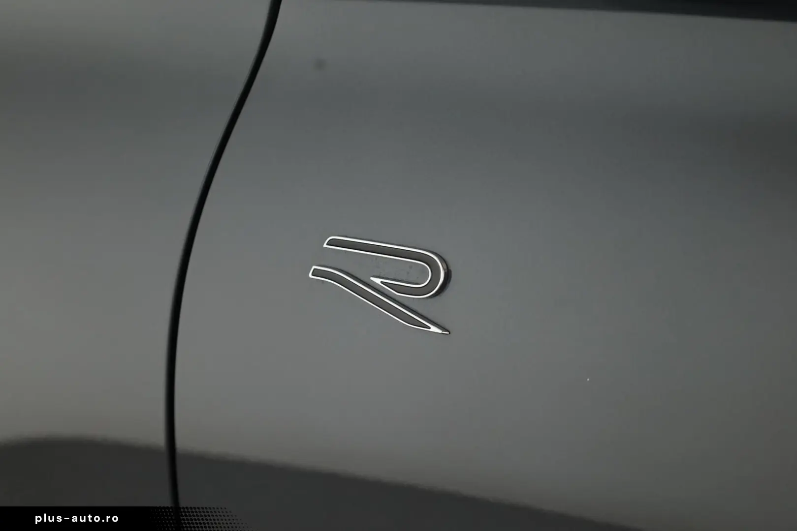 VW Tiguan 2.0 TDI 4M DSG R-Line Pan HUD HK STHZ 360