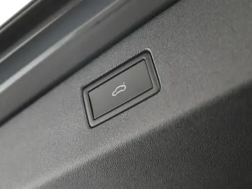 VW Tiguan 2.0 TDI 4M DSG R-Line Pan HUD HK STHZ 360