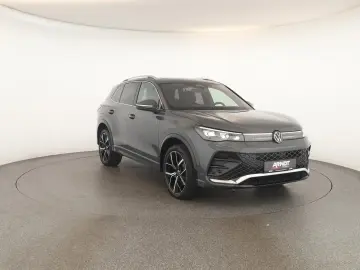 VW Tiguan 2.0 TDI 4M DSG R-Line Pan HUD HK STHZ 360