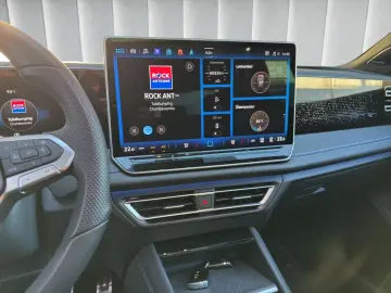 VW Tiguan R-LINE 4Mot StndHzg HD-Matrix PANO 360 Ka