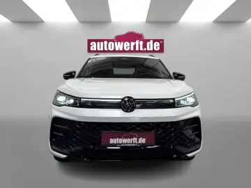 VW Tiguan 2.0 TDI 4M DSG R LINE BLACK PANO AHK MATR