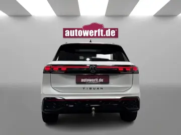 VW Tiguan 2.0 TDI 4M DSG R LINE BLACK PANO AHK MATR