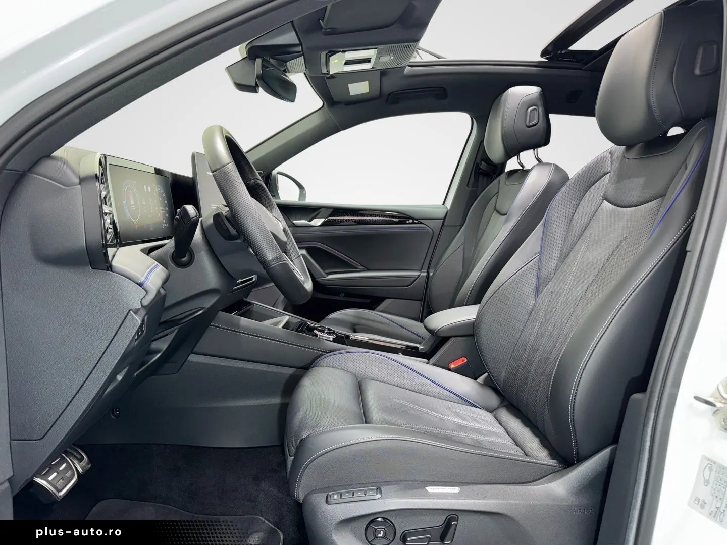 VW Tiguan 2.0 TDI 4M DSG R LINE BLACK PANO AHK MATR