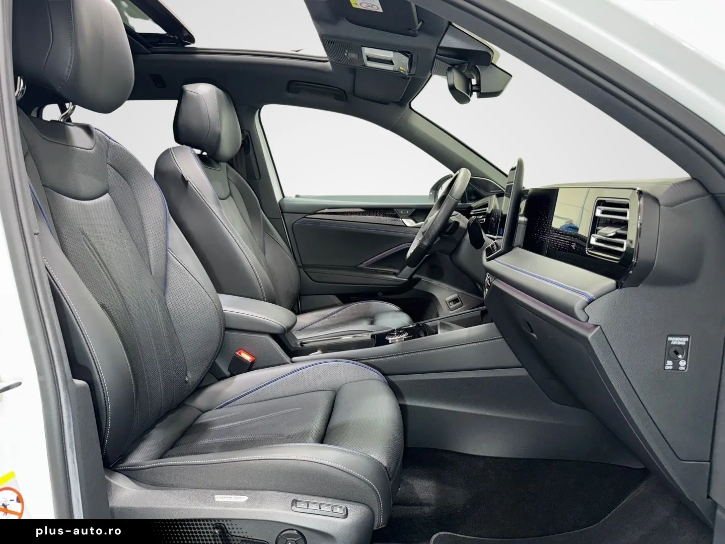 VW Tiguan 2.0 TDI 4M DSG R LINE BLACK PANO AHK MATR