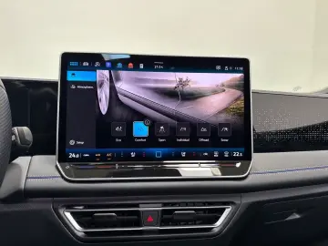 VW Tiguan 2.0 TDI 4M DSG R LINE BLACK PANO AHK MATR