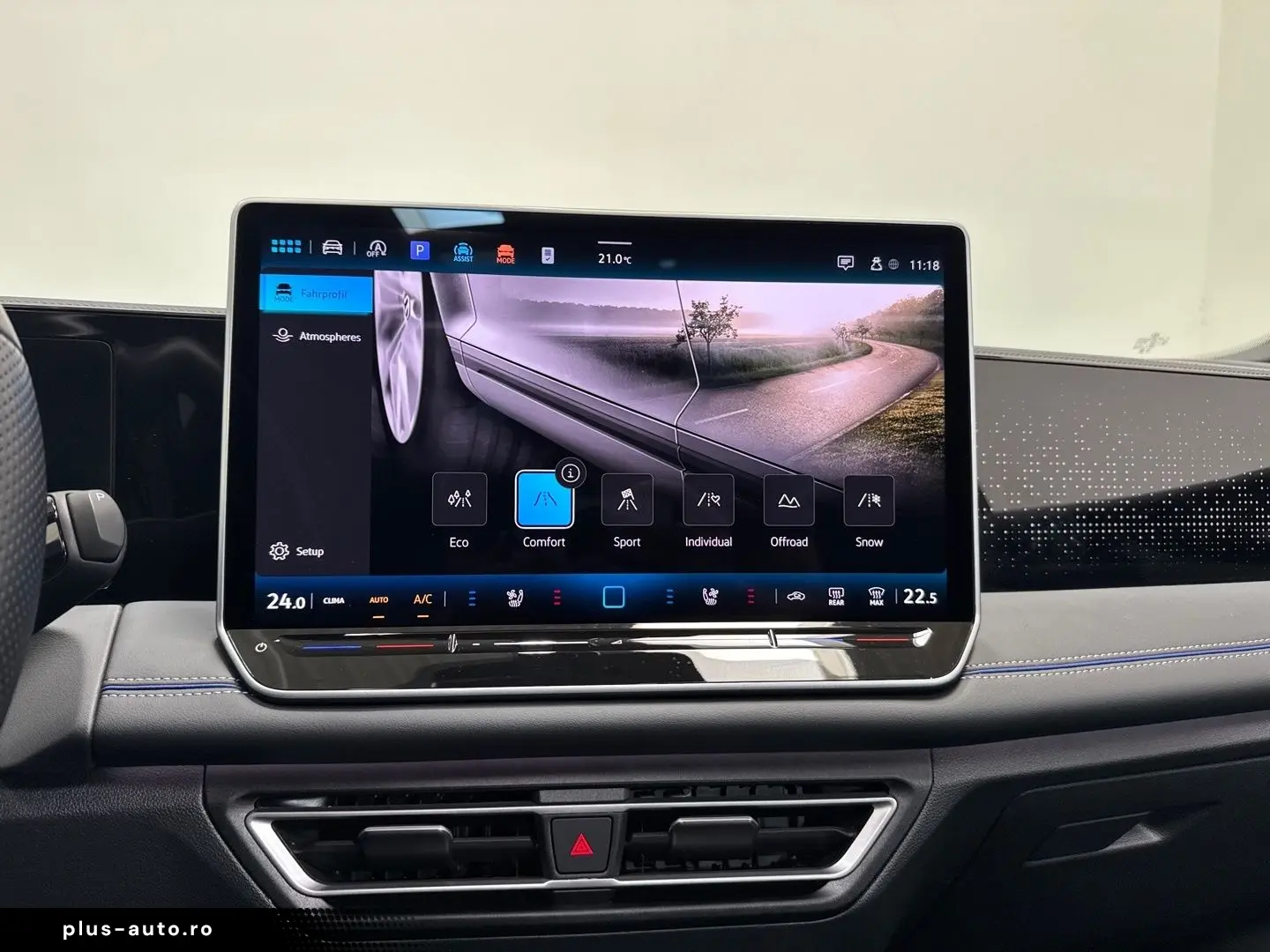 VW Tiguan 2.0 TDI 4M DSG R LINE BLACK PANO AHK MATR