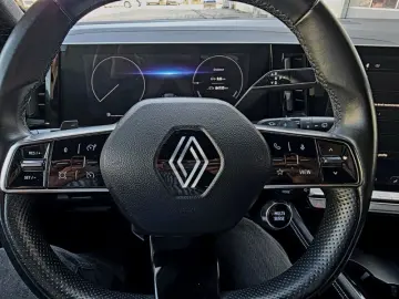 RENAULT AUSTRAL E-Tech HEV 200 Techno