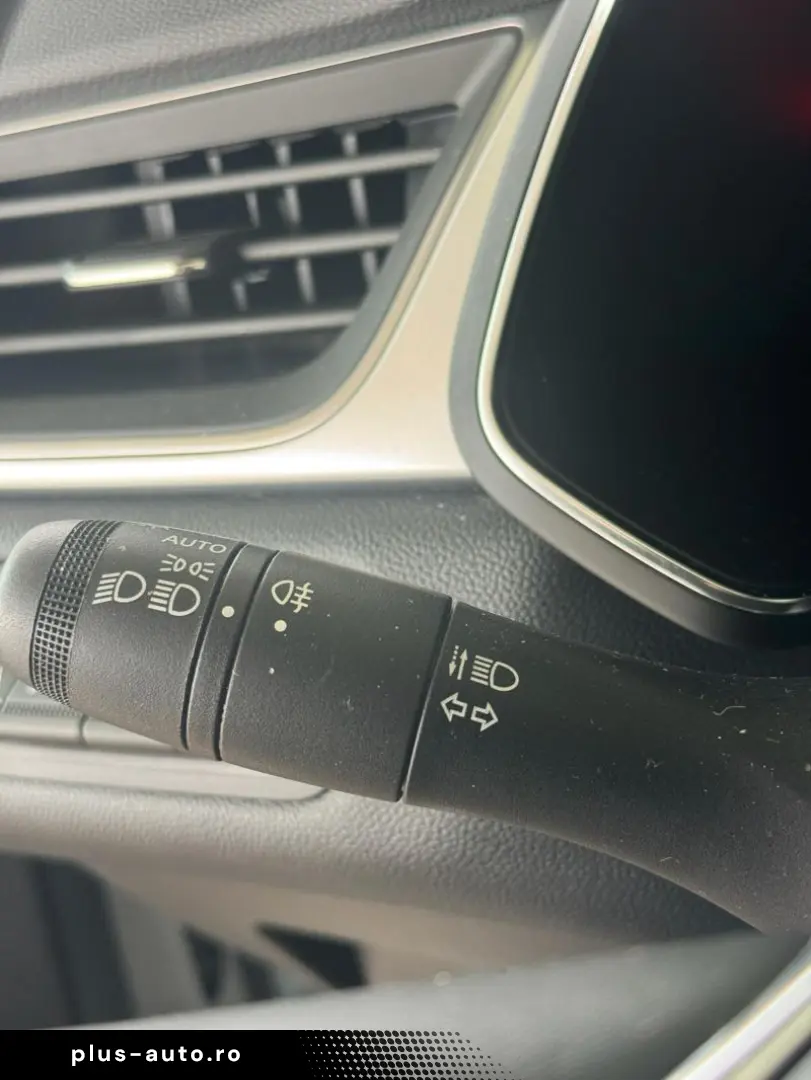 RENAULT CAPTUR 1.6 E-Tech 145 techno