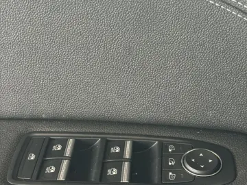 RENAULT CAPTUR 1.6 E-Tech 145 techno