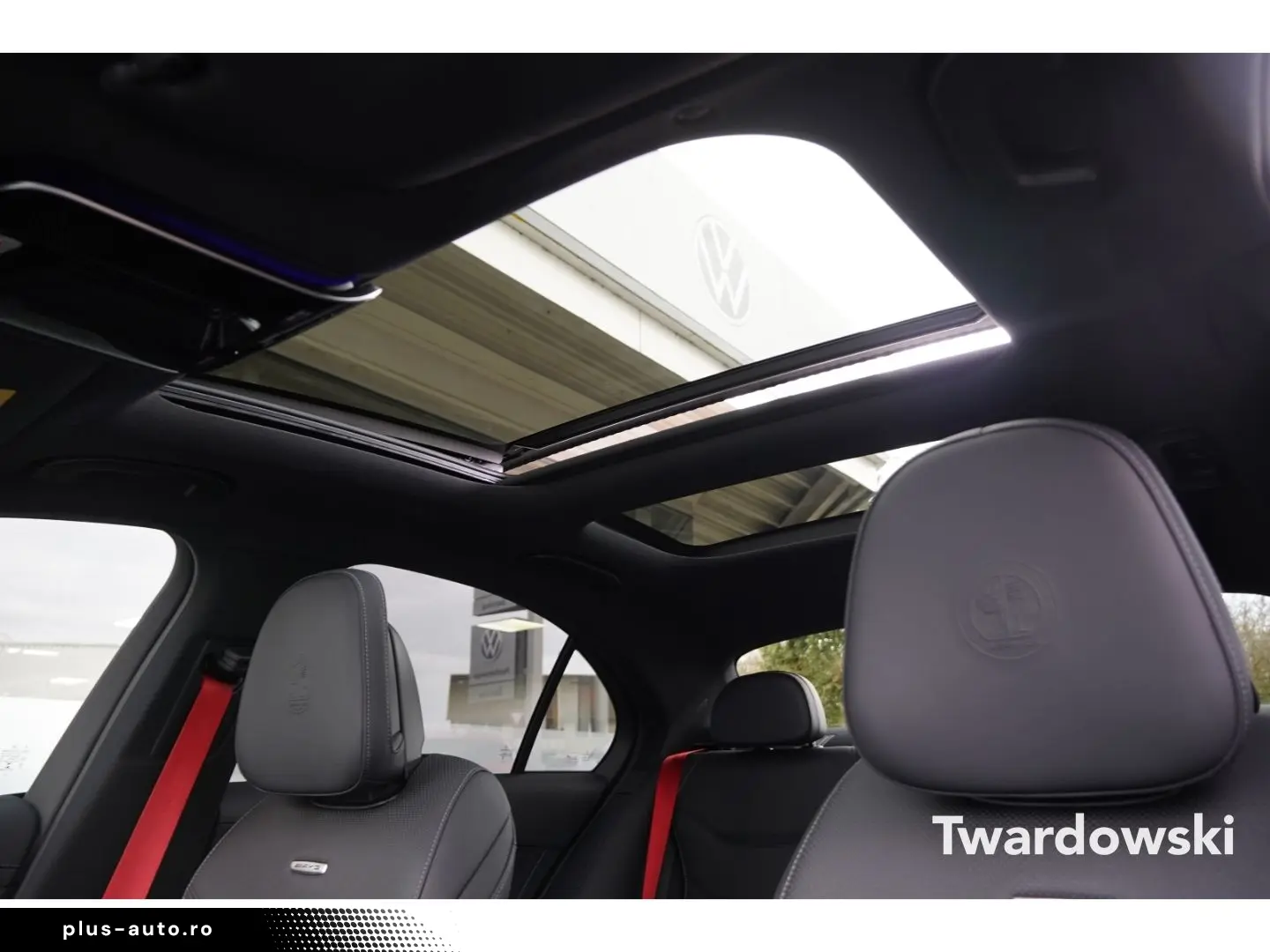 MERCEDES-BENZ C 43 AMG High-End Pano Memory HUD