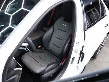 MERCEDES-BENZ C43 AMG 4Matic 360 Panoram Burmester H&hellip;