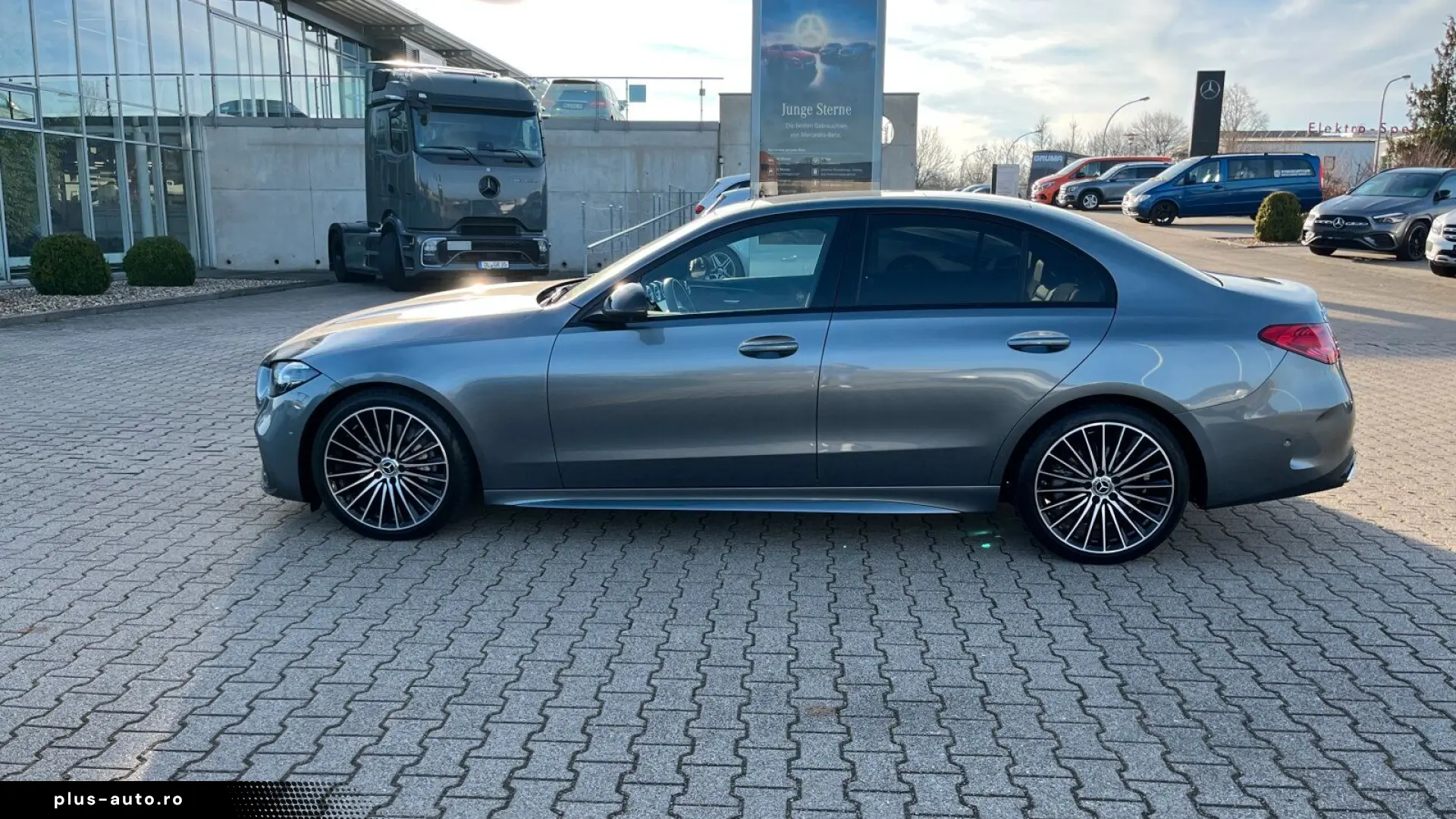 MERCEDES-BENZ C 180 AMG Night Pano Distronic CarPlay&hellip;