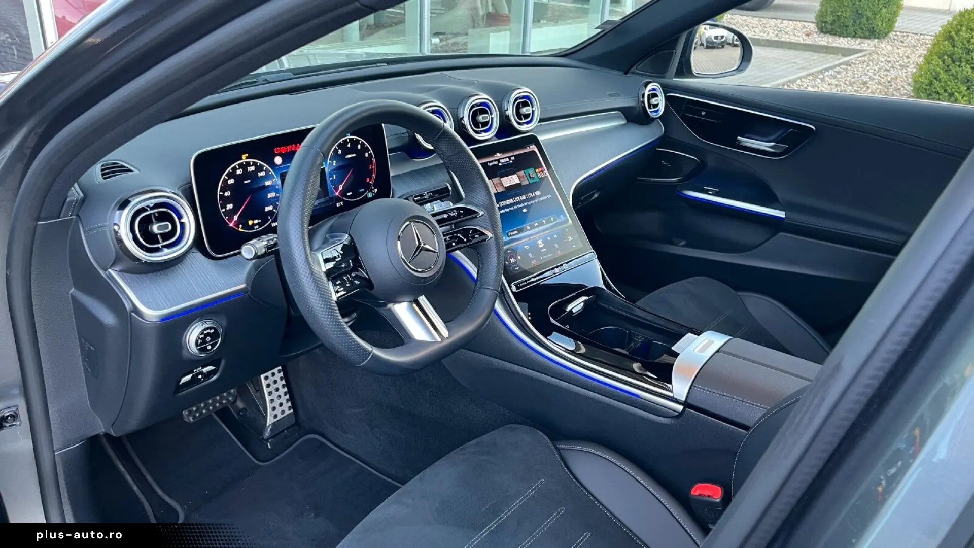 MERCEDES-BENZ C 180 AMG Night Pano Distronic CarPlay&hellip;