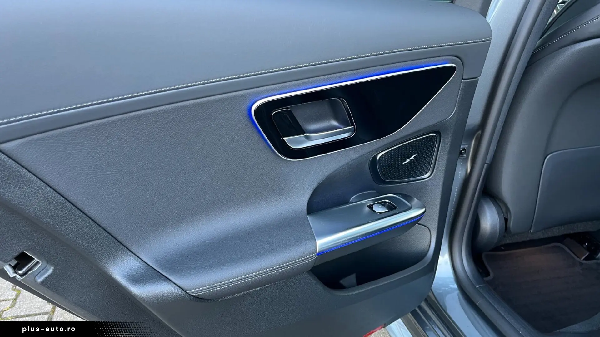 MERCEDES-BENZ C 180 AMG Night Pano Distronic CarPlay&hellip;