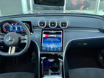 MERCEDES-BENZ C 180 AMG Night Pano Distronic CarPlay&hellip;