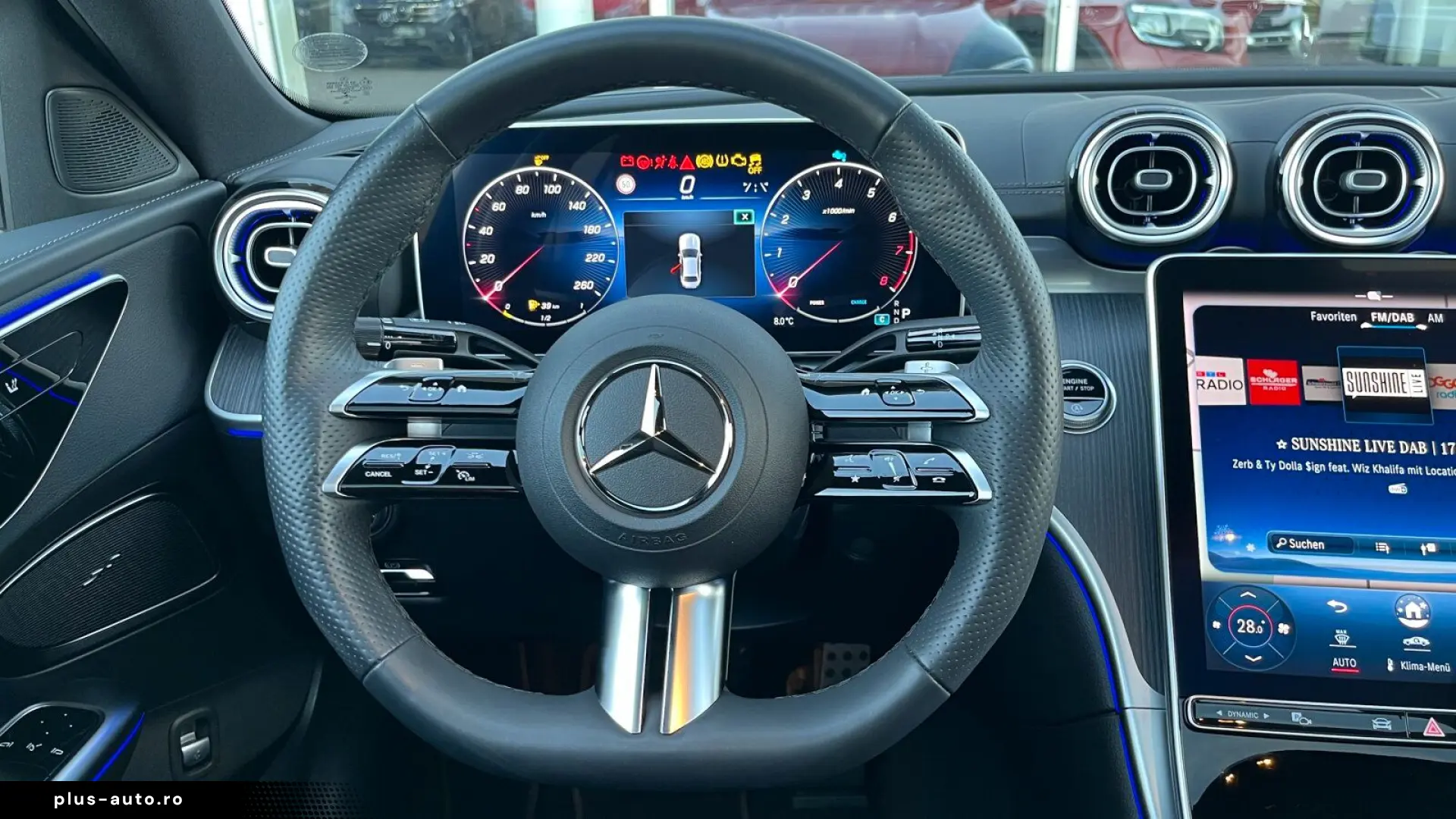 MERCEDES-BENZ C 180 AMG Night Pano Distronic CarPlay&hellip;