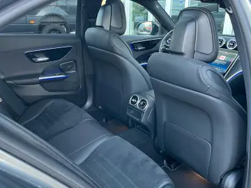 MERCEDES-BENZ C 180 AMG Night Pano Distronic CarPlay&hellip;