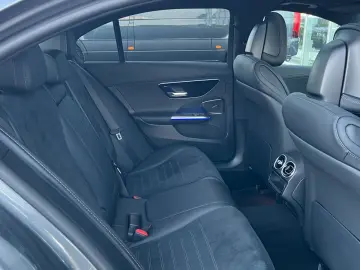 MERCEDES-BENZ C 180 AMG Night Pano Distronic CarPlay&hellip;