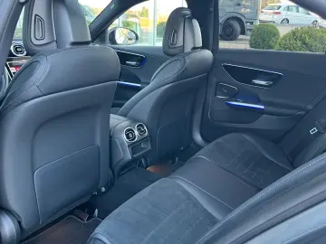 MERCEDES-BENZ C 180 AMG Night Pano Distronic CarPlay&hellip;