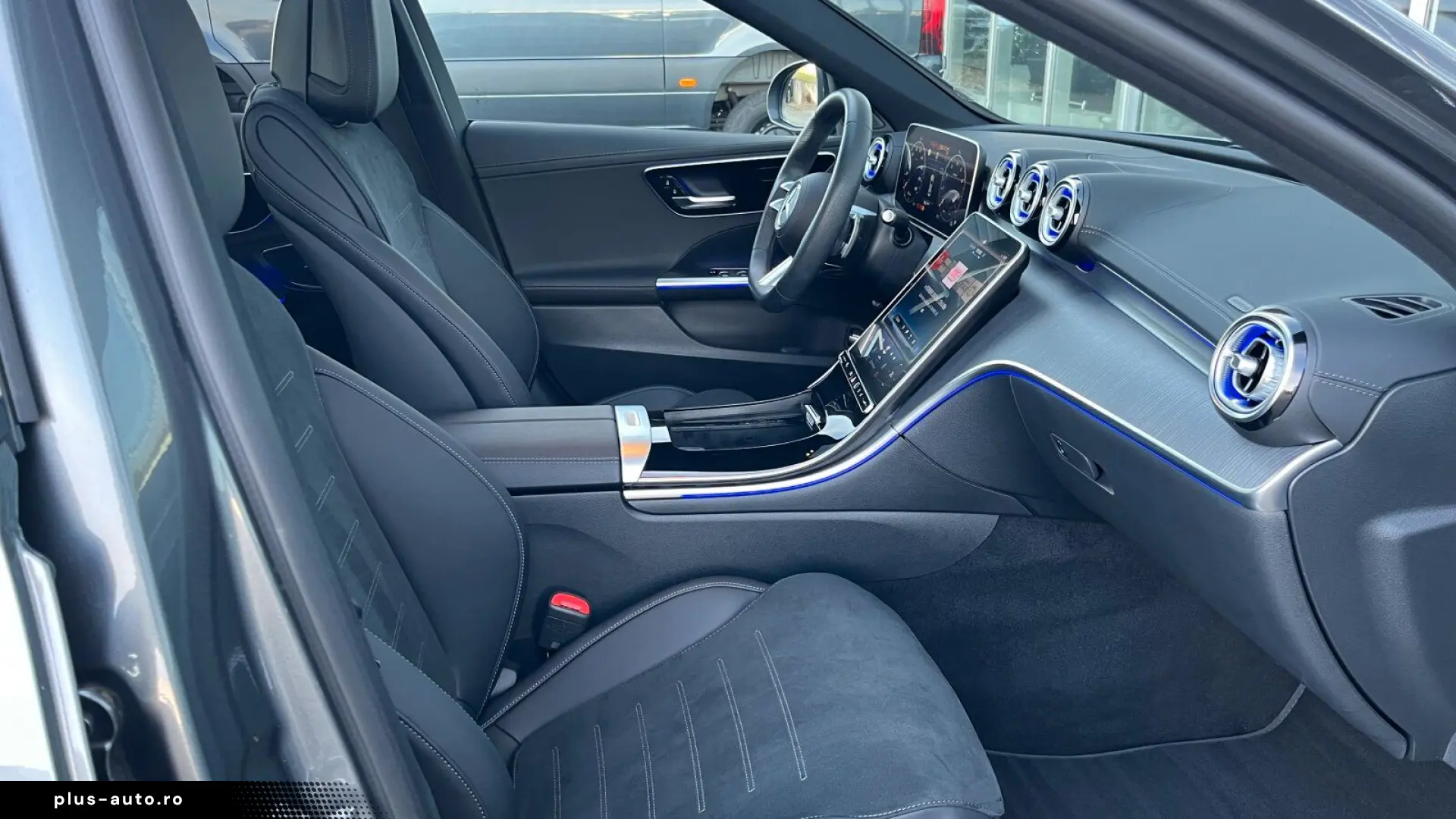 MERCEDES-BENZ C 180 AMG Night Pano Distronic CarPlay&hellip;