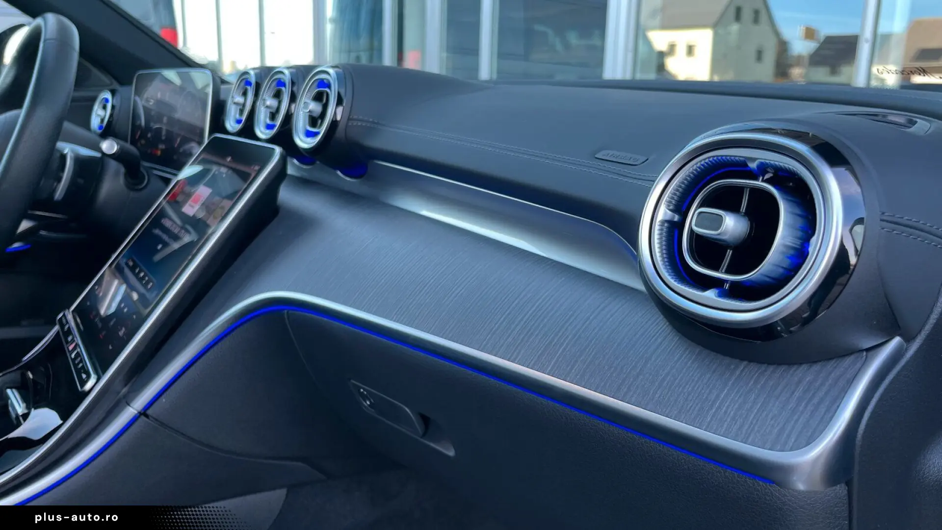 MERCEDES-BENZ C 180 AMG Night Pano Distronic CarPlay&hellip;