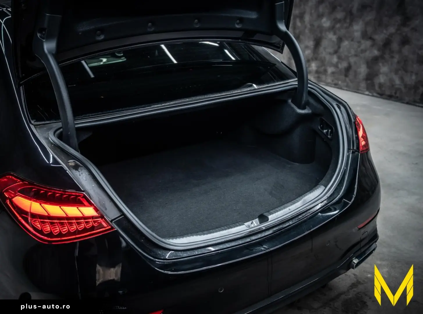 MERCEDES-BENZ C 300 e AMG NIGHT DiLi 360  PANO AHK N&hellip;