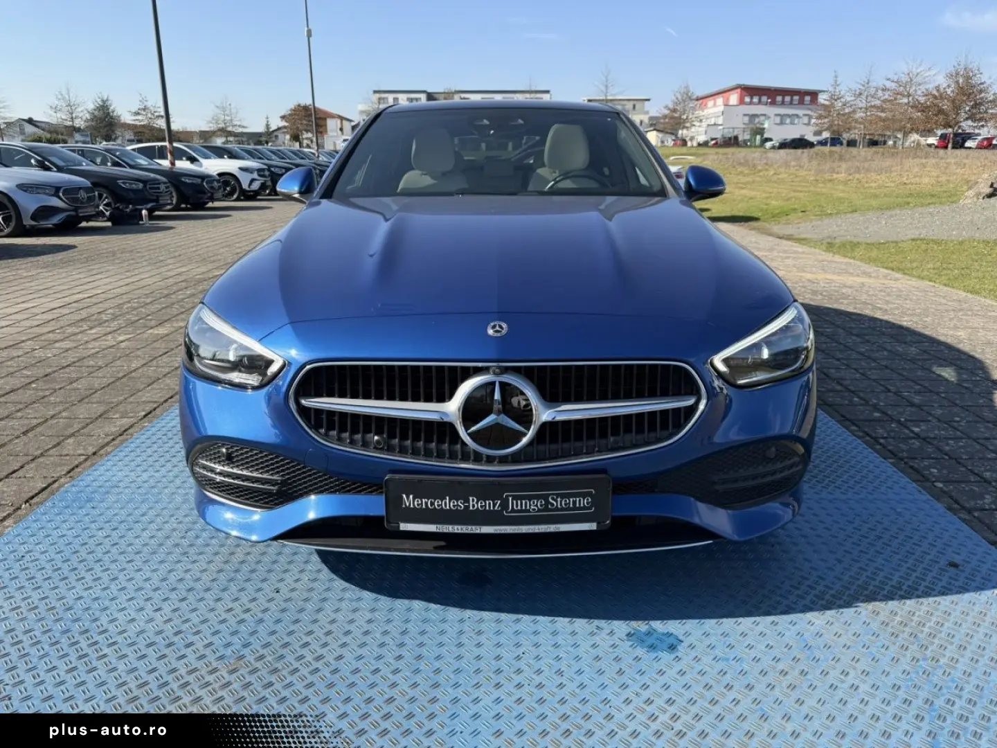 MERCEDES-BENZ C 300 4M AVANTGARDE BURM DIGI LIGHT FAHRASSIST