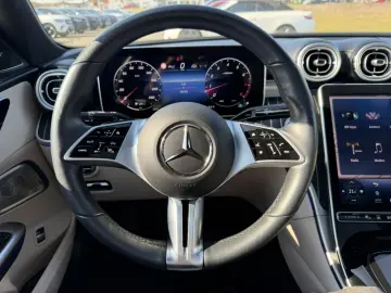 MERCEDES-BENZ C 300 4M AVANTGARDE BURM DIGI LIGHT FAHRASSIST