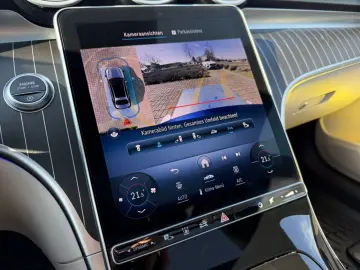 MERCEDES-BENZ C 300 4M AVANTGARDE BURM DIGI LIGHT FAHRASSIST