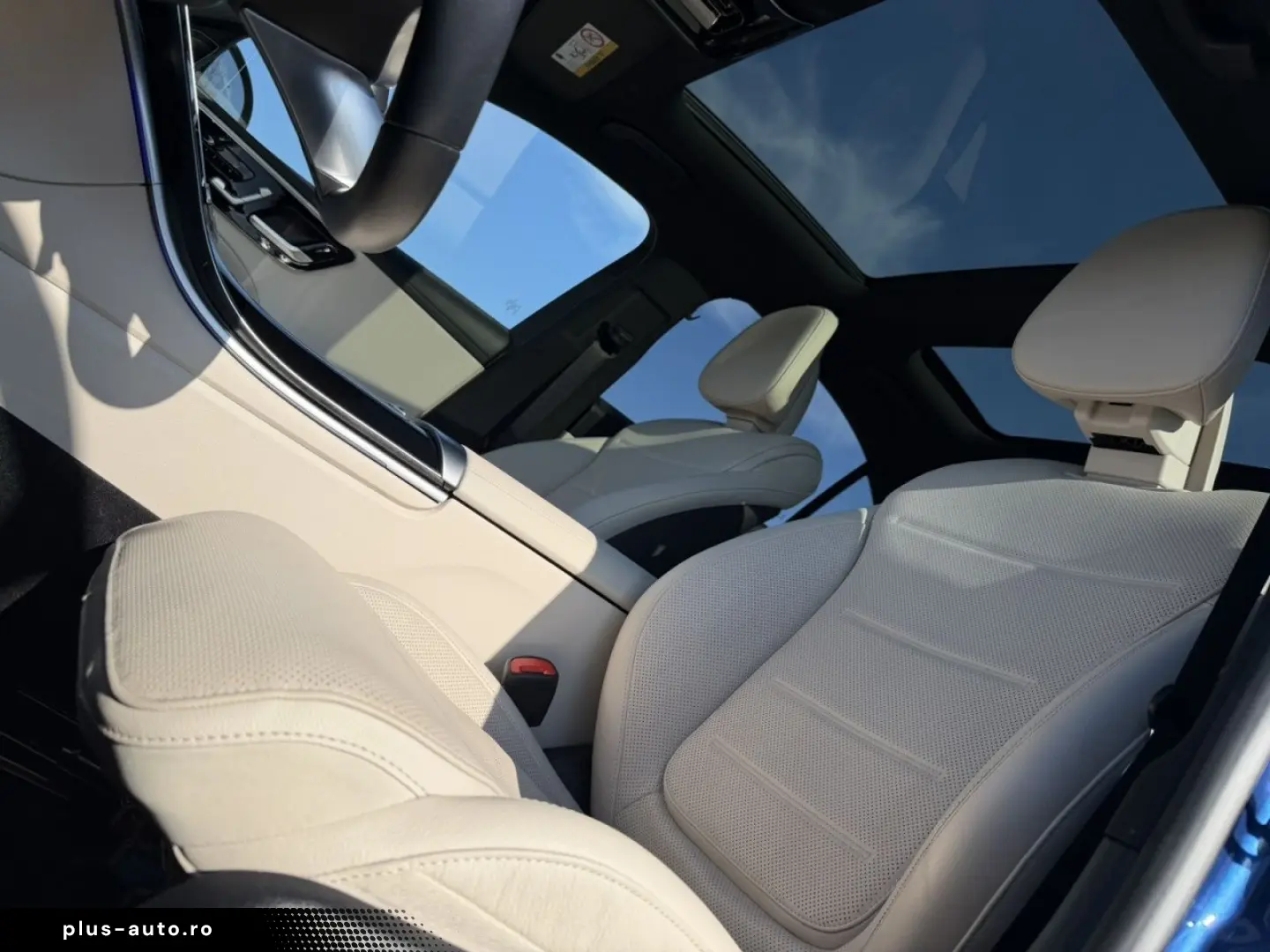 MERCEDES-BENZ C 300 4M AVANTGARDE BURM DIGI LIGHT FAHRASSIST