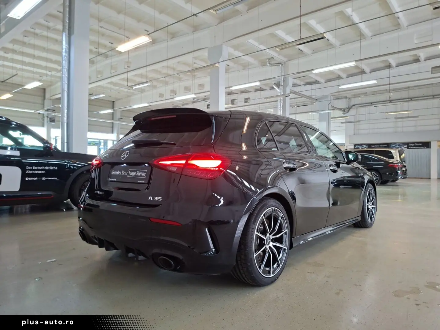 MERCEDES-BENZ A 35 4M AMG Pano Distr 360 Cam Multibeam Night