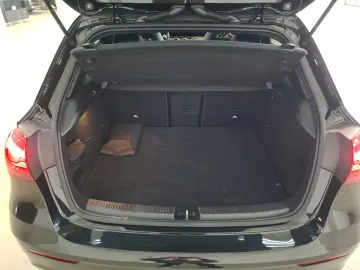 MERCEDES-BENZ A 35 4M AMG Pano Distr 360 Cam Multibeam Night