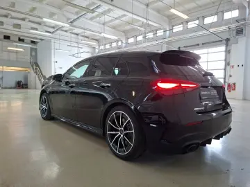 MERCEDES-BENZ A 35 4M AMG Pano Distr 360 Cam Multibeam Night