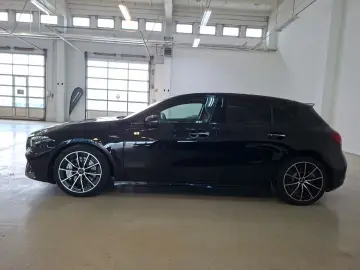 MERCEDES-BENZ A 35 4M AMG Pano Distr 360 Cam Multibeam Night