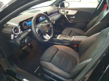 MERCEDES-BENZ A 35 4M AMG Pano Distr 360 Cam Multibeam Night