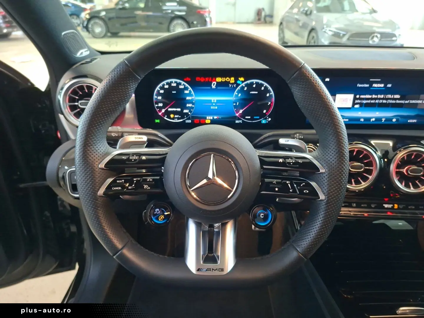 MERCEDES-BENZ A 35 4M AMG Pano Distr 360 Cam Multibeam Night