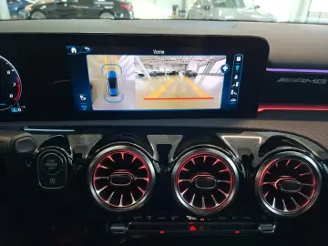 MERCEDES-BENZ A 35 4M AMG Pano Distr 360 Cam Multibeam Night