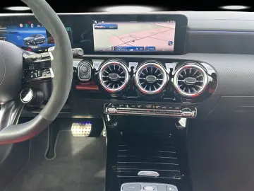 MERCEDES-BENZ A 35 AMG Prem  DISTRO Perf.Sitze AERO &hellip;