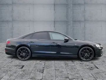 AUDI A8 60 TFSI e QU S-LINE MATRIX AIR HuD B&O AHK