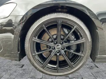 AUDI A8 60 TFSI e QU S-LINE MATRIX AIR HuD B&O AHK