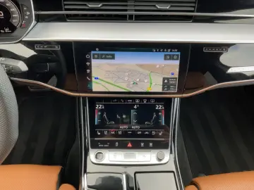 AUDI A8 60 TFSI e QU S-LINE MATRIX AIR HuD B&O AHK