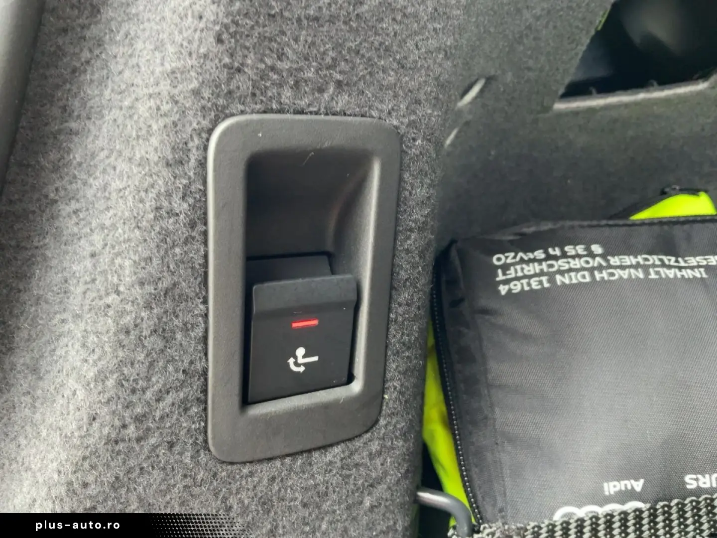 AUDI A8 60 TFSI e QU S-LINE MATRIX AIR HuD B&O AHK