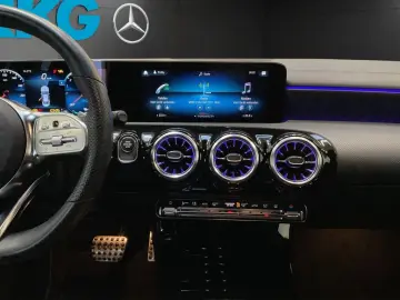 MERCEDES-BENZ CLA 250 e AMG NIGHT PANORAMA SPURPAKET&hellip;