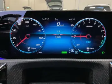 MERCEDES-BENZ CLA 250 e AMG NIGHT PANORAMA SPURPAKET&hellip;