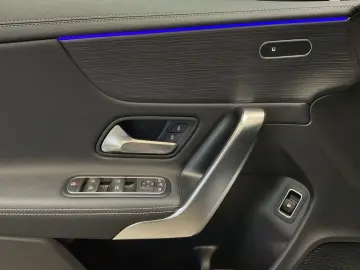 MERCEDES-BENZ CLA 250 e AMG NIGHT PANORAMA SPURPAKET&hellip;