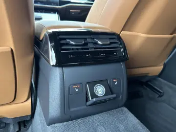 AUDI A8 50 TDI quattro  Cognac  Massage Luft