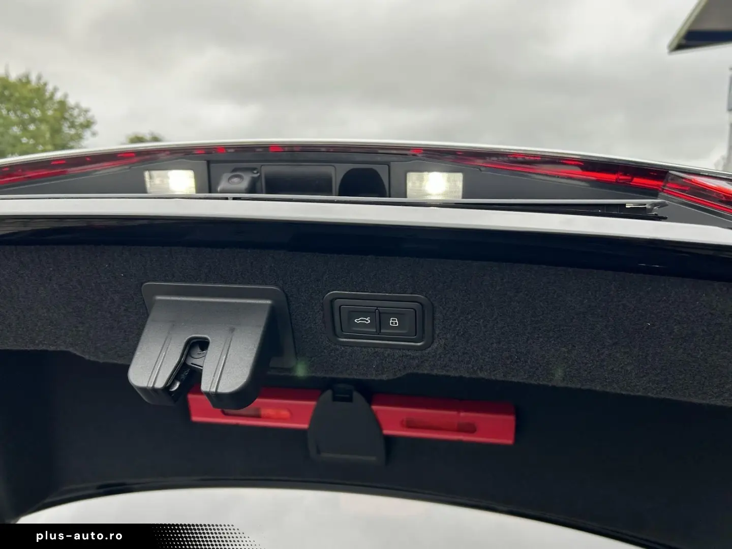 AUDI A8 50 TDI quattro  Cognac  Massage Luft