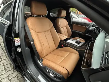 AUDI A8 50 TDI quattro  Cognac  Massage Luft