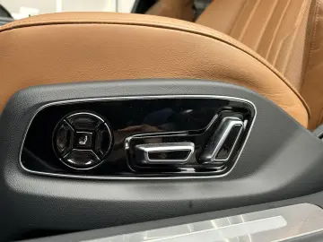 AUDI A8 50 TDI quattro  Cognac  Massage Luft