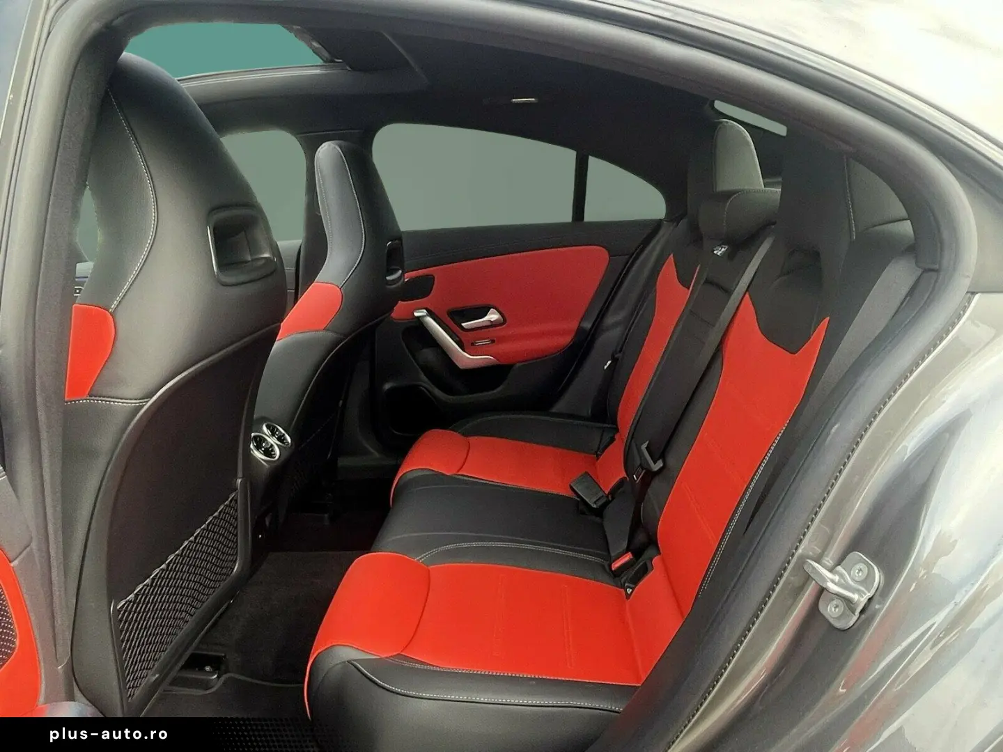 MERCEDES-BENZ CLA 220 d AMG NIGHT STHZ DISTR PANO ML&hellip;